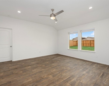 20352 Tembec Drive - Photo Thumbnail 7