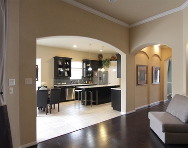 1423 Ralston Branch Way - Photo Thumbnail 9