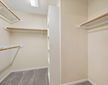 341 Capella Oaks Lane - Photo Thumbnail 6