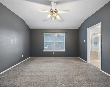 341 Capella Oaks Lane - Photo Thumbnail 5