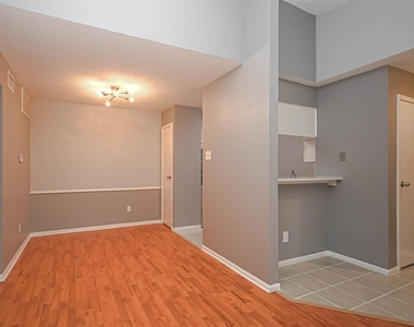 2120 El Paseo Street - Photo Thumbnail 5