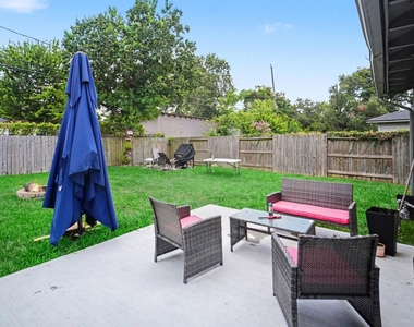 5226 Pomander Road - Photo Thumbnail 30