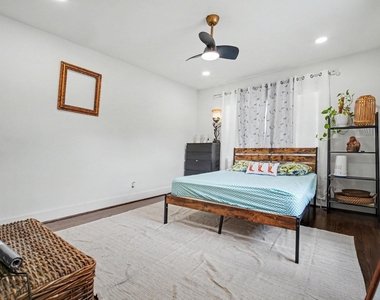 5226 Pomander Road - Photo Thumbnail 23