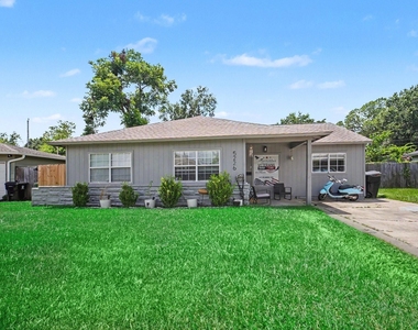 5226 Pomander Road - Photo Thumbnail 1