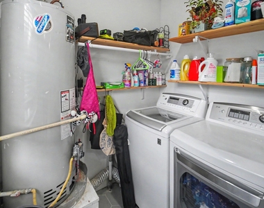 5226 Pomander Road - Photo Thumbnail 29