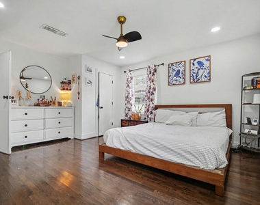 5226 Pomander Road - Photo Thumbnail 13