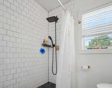 5226 Pomander Road - Photo Thumbnail 15
