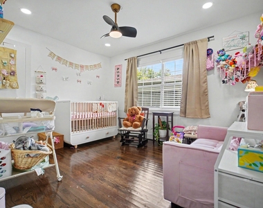 5226 Pomander Road - Photo Thumbnail 19