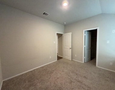 20378 Green Mountain Drive - Photo Thumbnail 12