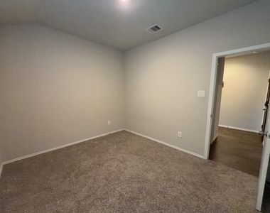 20378 Green Mountain Drive - Photo Thumbnail 13