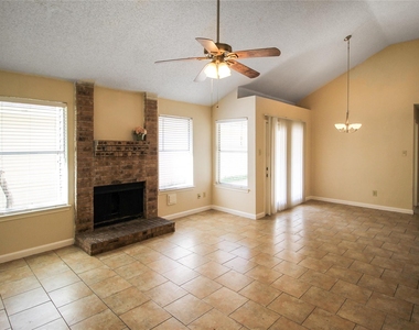 11614 Gullwood - Photo Thumbnail 2