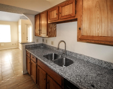 11614 Gullwood - Photo Thumbnail 8