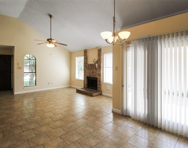 11614 Gullwood - Photo Thumbnail 4