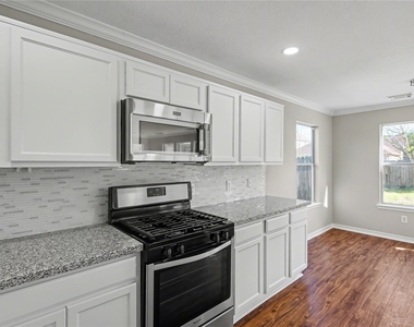 11243 Wild Goose Drive - Photo Thumbnail 9