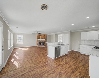 11243 Wild Goose Drive - Photo Thumbnail 10