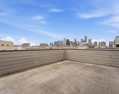 2338 Commerce Street - Photo Thumbnail 28