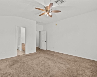 202 Pebble Walk Lane - Photo Thumbnail 17