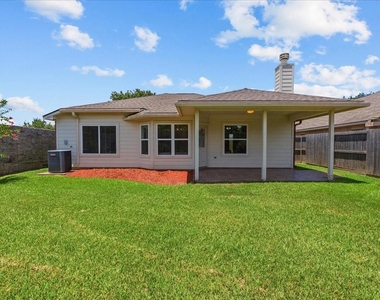 202 Pebble Walk Lane - Photo Thumbnail 26