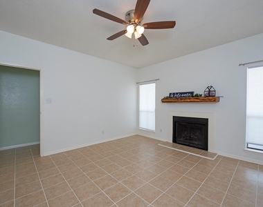 18809 Egret Bay Boulevard - Photo Thumbnail 28