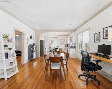 1114 Merrill Street - Photo Thumbnail 6