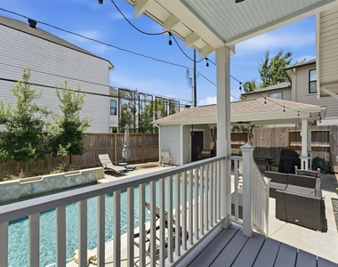1114 Merrill Street - Photo Thumbnail 18