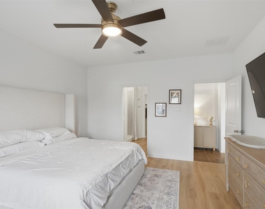 14122 Carly Pines Court - Photo Thumbnail 15