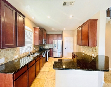 6326 Bennington Springs Drive - Photo Thumbnail 11
