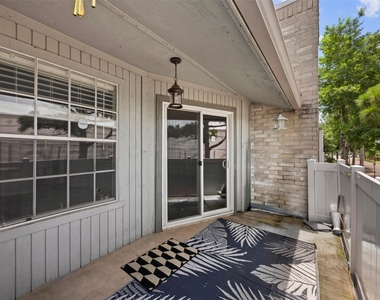 10673 Braes Bend Drive - Photo Thumbnail 19