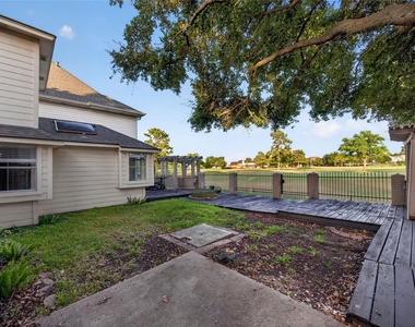 14423 Sandalfoot Street - Photo Thumbnail 29