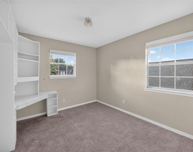 14423 Sandalfoot Street - Photo Thumbnail 18