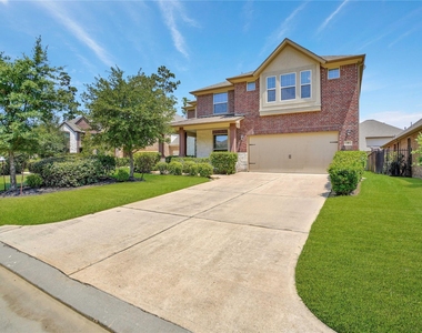 18 Garden Path Place - Photo Thumbnail 3