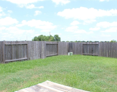 20306 Silent Vale Lane - Photo Thumbnail 12