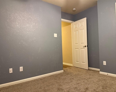 12410 Gershwin Oak Street - Photo Thumbnail 12