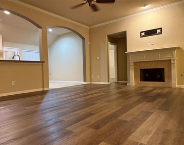 12410 Gershwin Oak Street - Photo Thumbnail 2