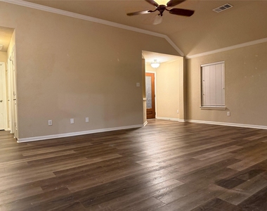 12410 Gershwin Oak Street - Photo Thumbnail 4