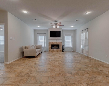 3811 Springcrest - Photo Thumbnail 6