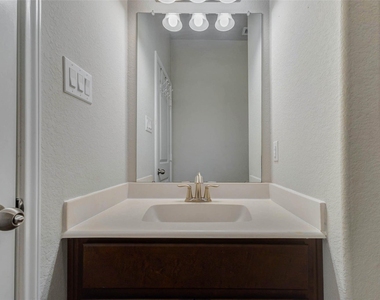 3811 Springcrest - Photo Thumbnail 19