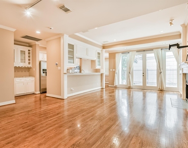 5023 Nolda Street - Photo Thumbnail 4