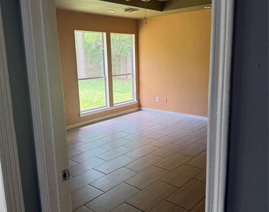 5322 Golden Stream Drive - Photo Thumbnail 8