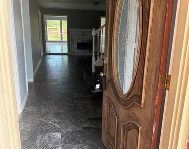 5322 Golden Stream Drive - Photo Thumbnail 2