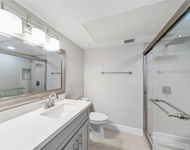 845 Augusta Drive - Photo Thumbnail 12