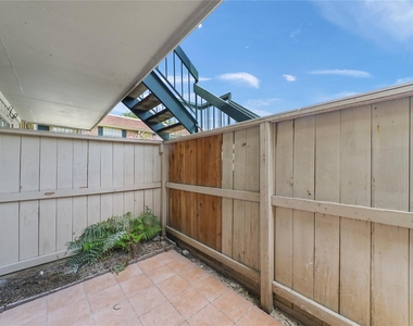 845 Augusta Drive - Photo Thumbnail 15