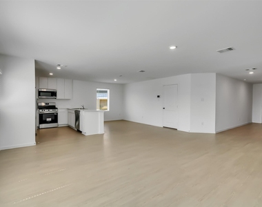 31404 Pratola Serra Cir - Photo Thumbnail 16