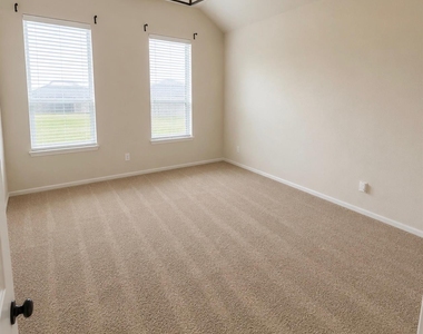 15319 Wyndham Hill Drive - Photo Thumbnail 5