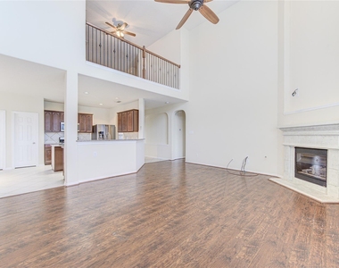 5007 Jade Cove Court - Photo Thumbnail 18