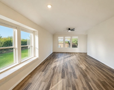 15230 Stuart Bat Cave Lane - Photo Thumbnail 7