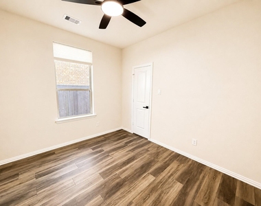 15230 Stuart Bat Cave Lane - Photo Thumbnail 16