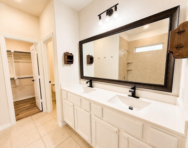 15230 Stuart Bat Cave Lane - Photo Thumbnail 13