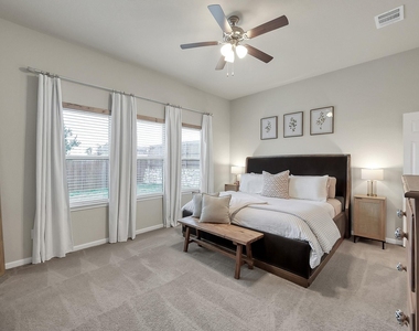 679 Red Elm Lane - Photo Thumbnail 20