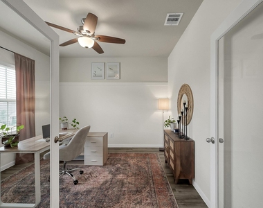 679 Red Elm Lane - Photo Thumbnail 4
